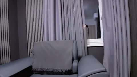 HI My name is Antonio online show from 10-10-25, 06:51