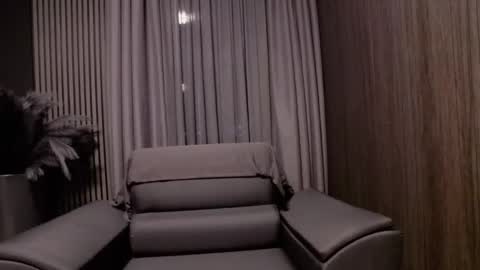 HI My name is Antonio online show from 05-12-26, 06:49