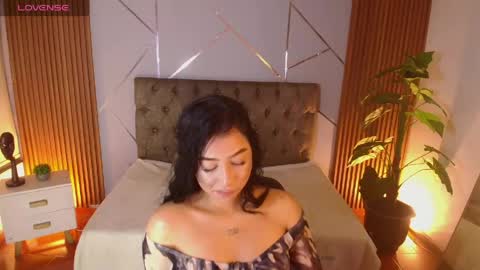 Snapshot of antonnellae chatting on 05-12-26, 05:26 Antonella online show from 05-12-26, 05:26