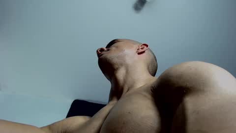 Snapshot of antonywebb94 chatting on 02-03-25, 05:18 Instagram miguelangel1802 online show from 02-03-25, 05:18