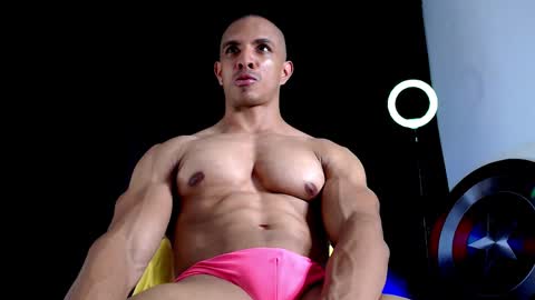 Snapshot of antonywebb94 chatting on 11-07-25, 05:51 Instagram miguelangel1802 online show from 11-07-25, 05:51