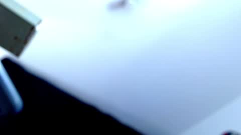 Snapshot of antonywebb94 chatting on 02-14-26, 07:21 Instagram miguelangel1802 online show from 02-14-26, 07:21