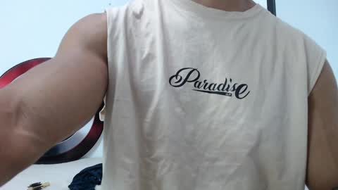 Snapshot of antonywebb94 chatting on 04-01-26, 06:47 Instagram miguelangel1802 online show from 04-01-26, 06:47