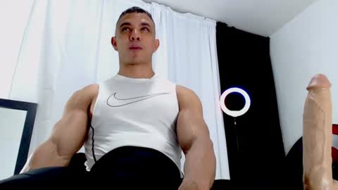 Instagram miguelangel1802  online show from 06-22-26, 03:36