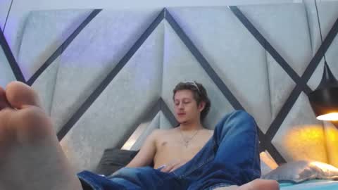 Snapshot of antthony_kings chatting on 10-28-25, 09:50 Anthony King online show from 10-28-25, 09:50