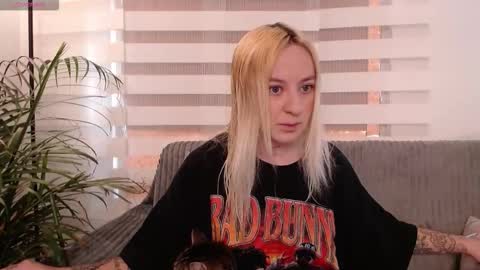 Antonia online show from 03-16-26, 01:04