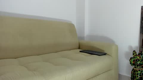 Snapshot of anubislogan chatting on 04-10-26, 01:27 Anubislogan online show from 04-10-26, 01:27