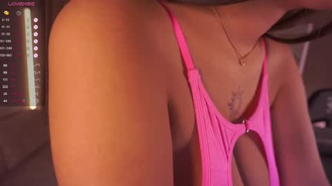  Sunday - start 0400 PM GMT -4 online show from 10-01-25, 08:59