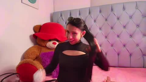 Anxelica online show from 02-26-25, 04:35