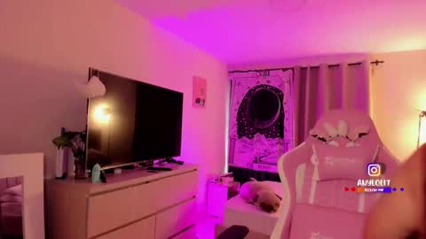 Snapshot of any_lol7 chatting on 11-08-25, 07:01 Independent model online show from 11-08-25, 07:01