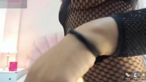 ANY online show from 09-15-25, 11:32