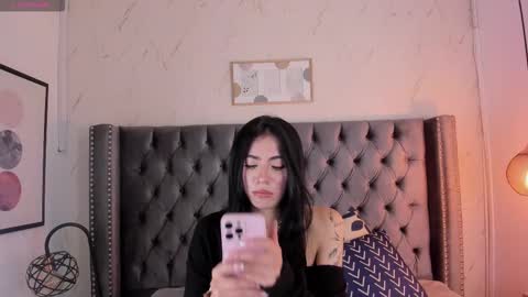 anya_belth online show from 02-01-26, 04:16