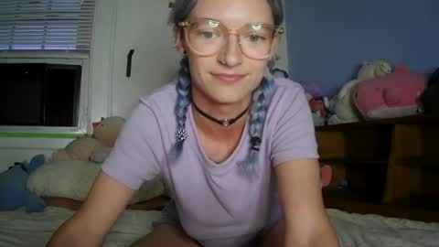 Snapshot of anyalatelyy chatting on 07-08-26, 12:26 anyalatelyy online show from 07-08-26, 12:26