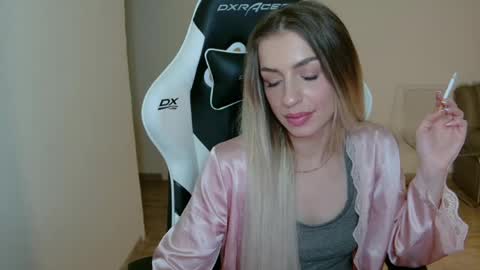 Anya online show from 05-26-26, 06:48