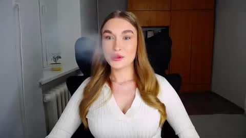 AnyaSmack online show from 02-16-26, 02:46