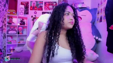 Snapshot of anyburkee chatting on 09-30-25, 12:37 Any online show from 09-30-25, 12:37