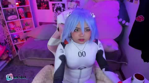 Snapshot of anyburkee chatting on 10-05-25, 01:15 Any online show from 10-05-25, 01:15