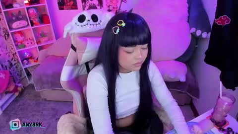 Snapshot of anyburkee chatting on 10-08-25, 01:47 Any online show from 10-08-25, 01:47