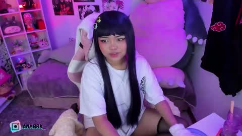 Snapshot of anyburkee chatting on 10-09-25, 01:58 Any online show from 10-09-25, 01:58