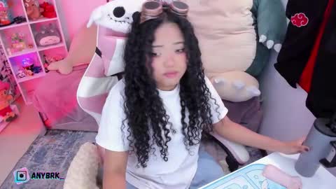 Snapshot of anyburkee chatting on 11-21-25, 02:43 Any online show from 11-21-25, 02:43