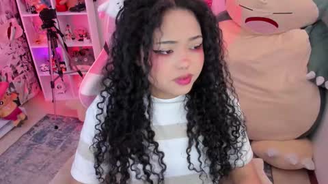 Snapshot of anyburkee chatting on 12-17-25, 05:02 Any online show from 12-17-25, 05:02