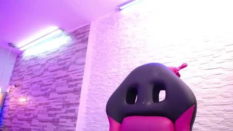 Snapshot of anyelaevansx chatting on 12-19-24, 07:18 Anyela online show from 12-19-24, 07:18