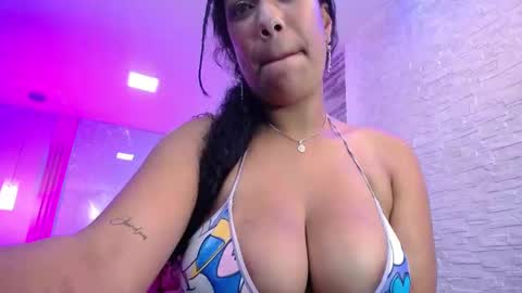 Snapshot of anyelaevansx chatting on 01-24-25, 04:49 Anyela online show from 01-24-25, 04:49