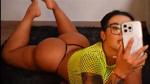 Snapshot of anyiled chatting on 04-10-26, 01:55 Dulce Maria online show from 04-10-26, 01:55