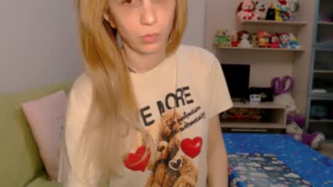 An online show from 03-08-26, 02:04