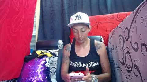 Snapshot of anyu_1306 chatting on 09-10-25, 07:03 anyu online show from 09-10-25, 07:03