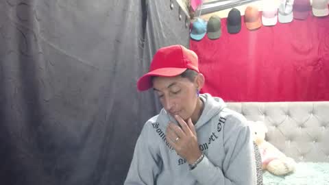 Snapshot of anyu_1306 chatting on 02-07-26, 04:11 anyu online show from 02-07-26, 04:11