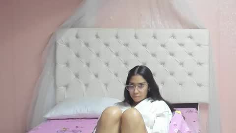 Aome Rainbow online show from 11-15-25, 07:05