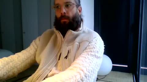 apc_3 online show from 02-17-26, 08:22