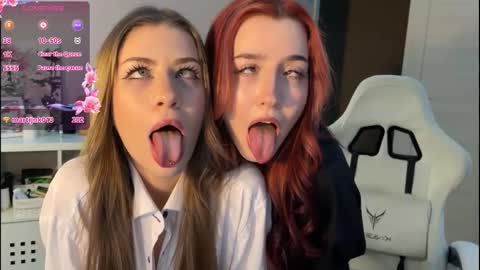 Snapshot of apex_cb chatting on 03-20-26, 07:08 AlexBella online show from 03-20-26, 07:08