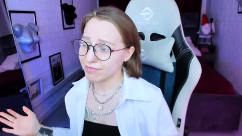 APHEX QUEEN online show from 01-11-25, 04:36