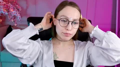 APHEX QUEEN online show from 01-13-25, 07:10