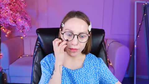 APHEX QUEEN online show from 01-19-25, 04:14