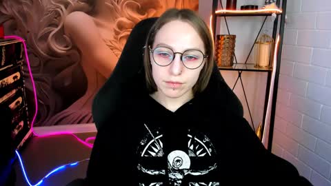 APHEX QUEEN online show from 02-02-25, 08:19