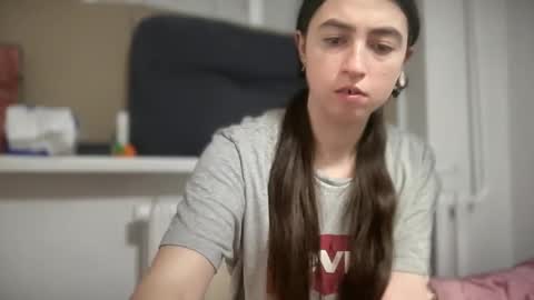 aphr0dite22 online show from 03-25-26, 11:33