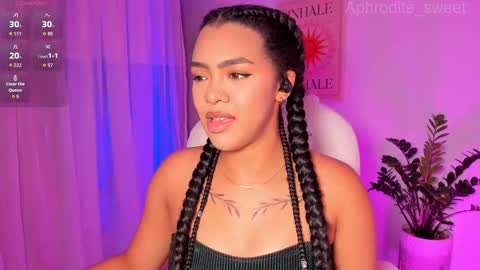 Snapshot of aphrodite_sweet chatting on 10-09-25, 06:28 Karla online show from 10-09-25, 06:28