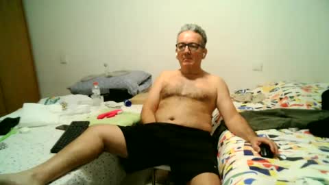 furry bear online show from 12-28-24, 09:08