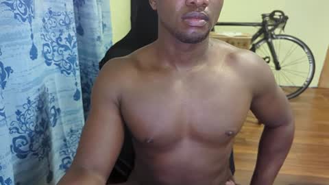 apollodarkmn online show from 12-08-24, 03:10