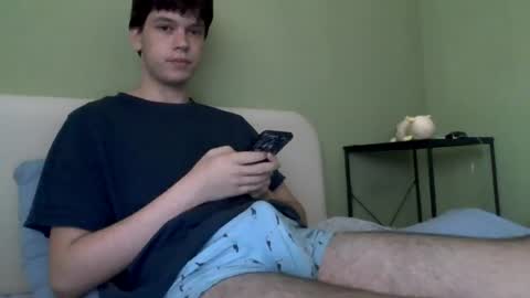 Snapshot of apollon882 chatting on 07-21-26, 10:17 itsApollo online show from 07-21-26, 10:17