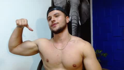 Snapshot of apolo_klein1 chatting on 02-11-25, 05:47 Apolo online show from 02-11-25, 05:47