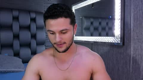 Snapshot of apolo_klein1 chatting on 02-16-25, 06:10 Apolo online show from 02-16-25, 06:10