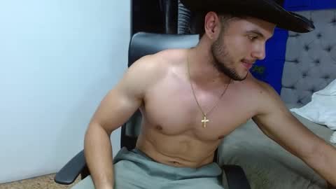 Snapshot of apolo_klein1 chatting on 02-28-25, 05:59 Apolo online show from 02-28-25, 05:59