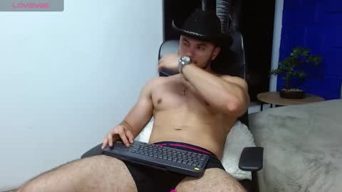 Snapshot of apolo_klein1 chatting on 02-28-25, 09:04 Apolo online show from 02-28-25, 09:04
