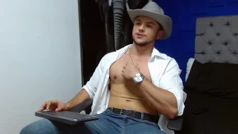 Snapshot of apolo_klein1 chatting on 03-04-25, 06:04 Apolo online show from 03-04-25, 06:04