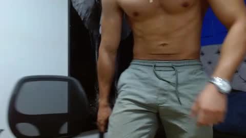 Snapshot of apolo_klein1 chatting on 03-07-25, 06:46 Apolo online show from 03-07-25, 06:46