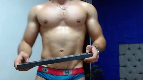 Snapshot of apolo_klein1 chatting on 03-11-25, 11:44 Apolo online show from 03-11-25, 11:44